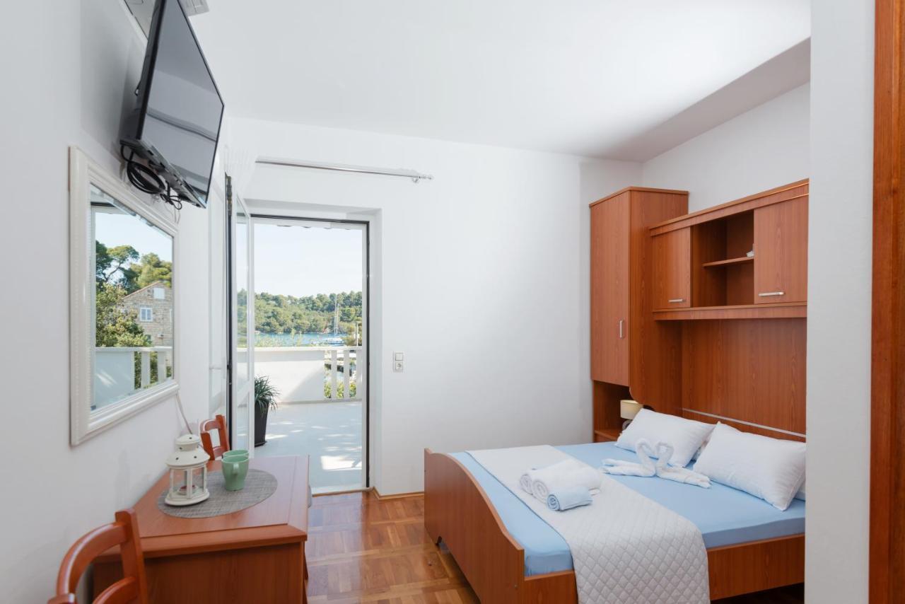 Guesthouse Sanela Pomena Εξωτερικό φωτογραφία