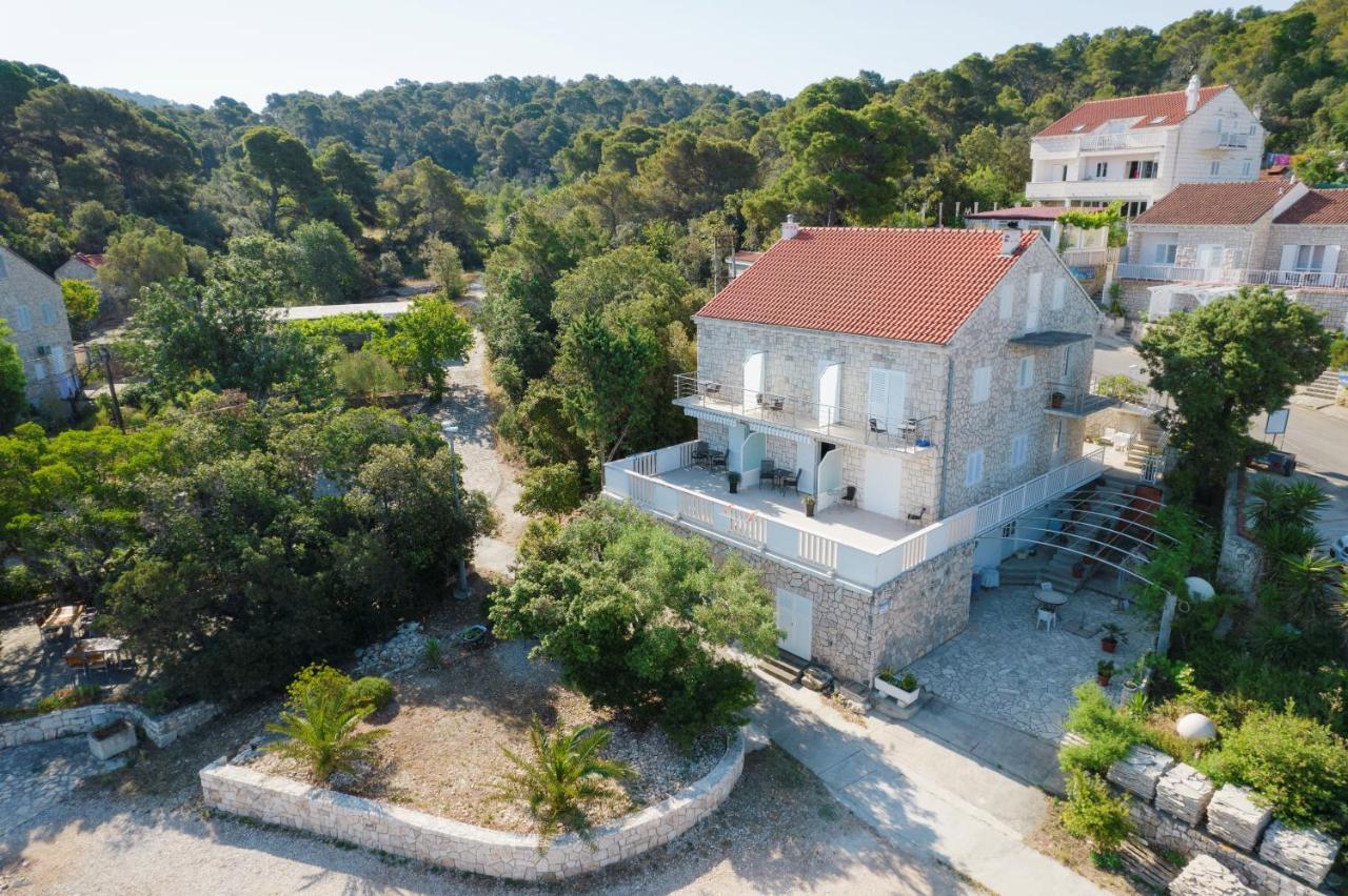 Guesthouse Sanela Pomena Εξωτερικό φωτογραφία