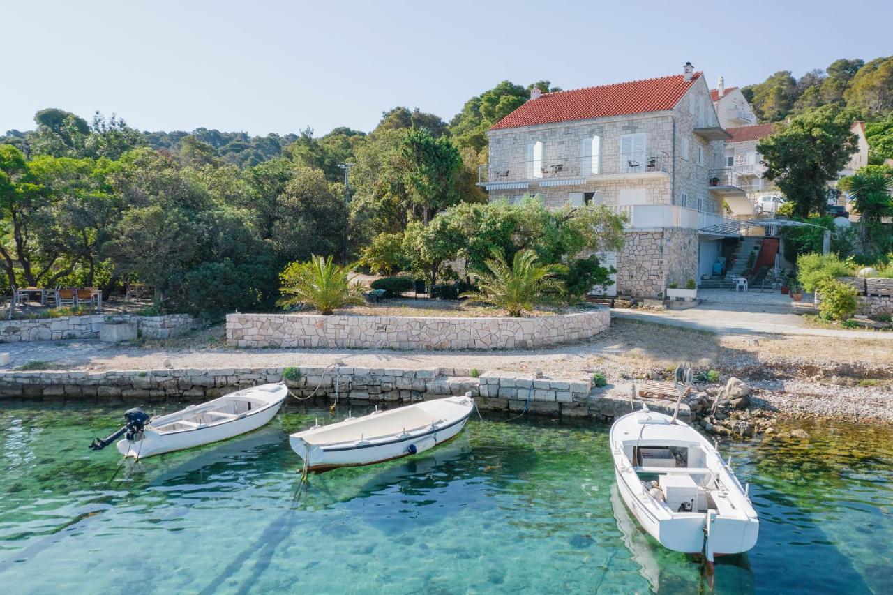 Guesthouse Sanela Pomena Εξωτερικό φωτογραφία