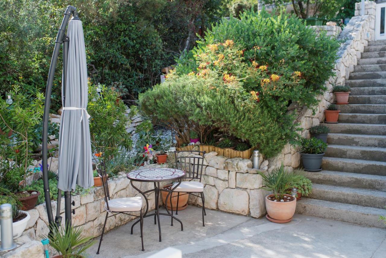 Guesthouse Sanela Pomena Εξωτερικό φωτογραφία