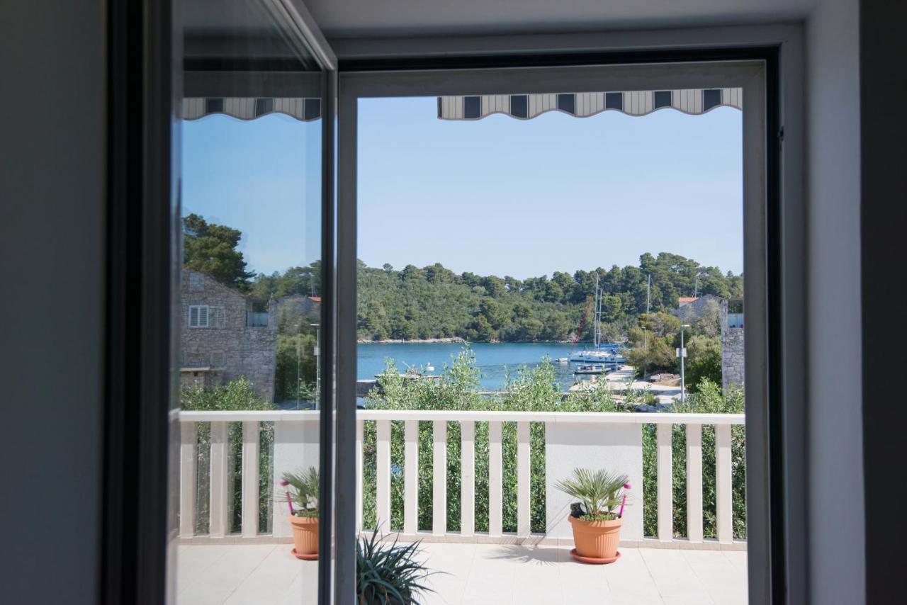 Guesthouse Sanela Pomena Εξωτερικό φωτογραφία