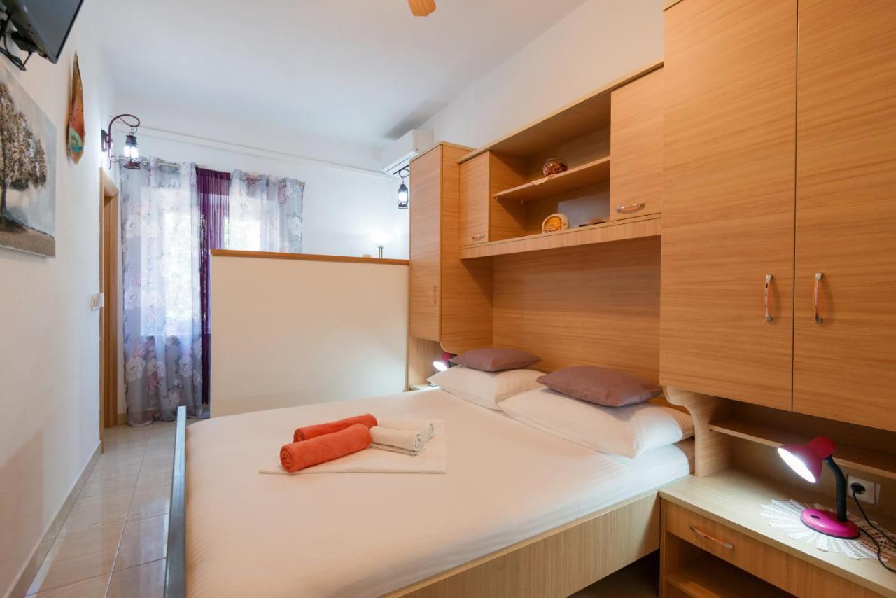 Guesthouse Sanela Pomena Εξωτερικό φωτογραφία