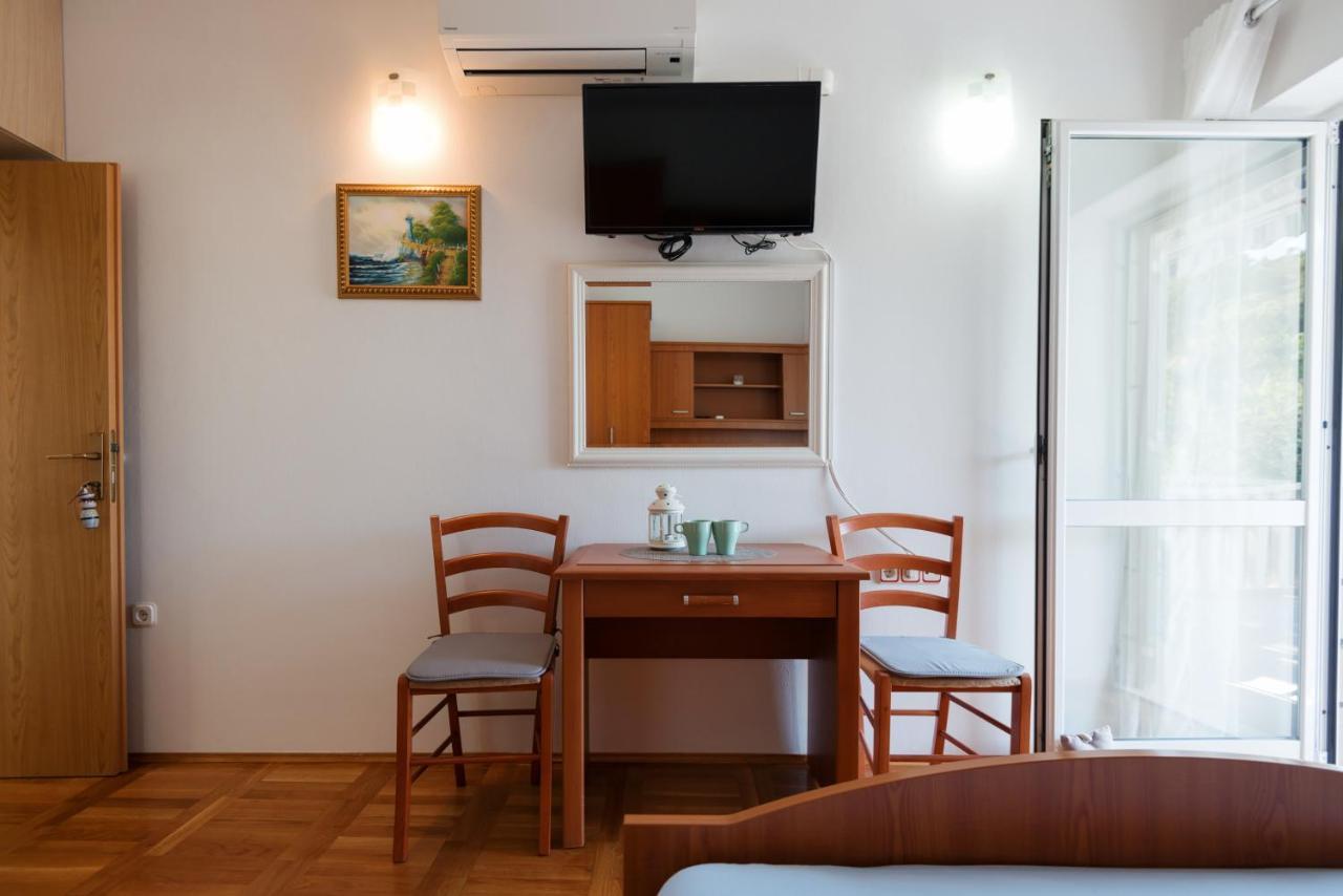 Guesthouse Sanela Pomena Εξωτερικό φωτογραφία